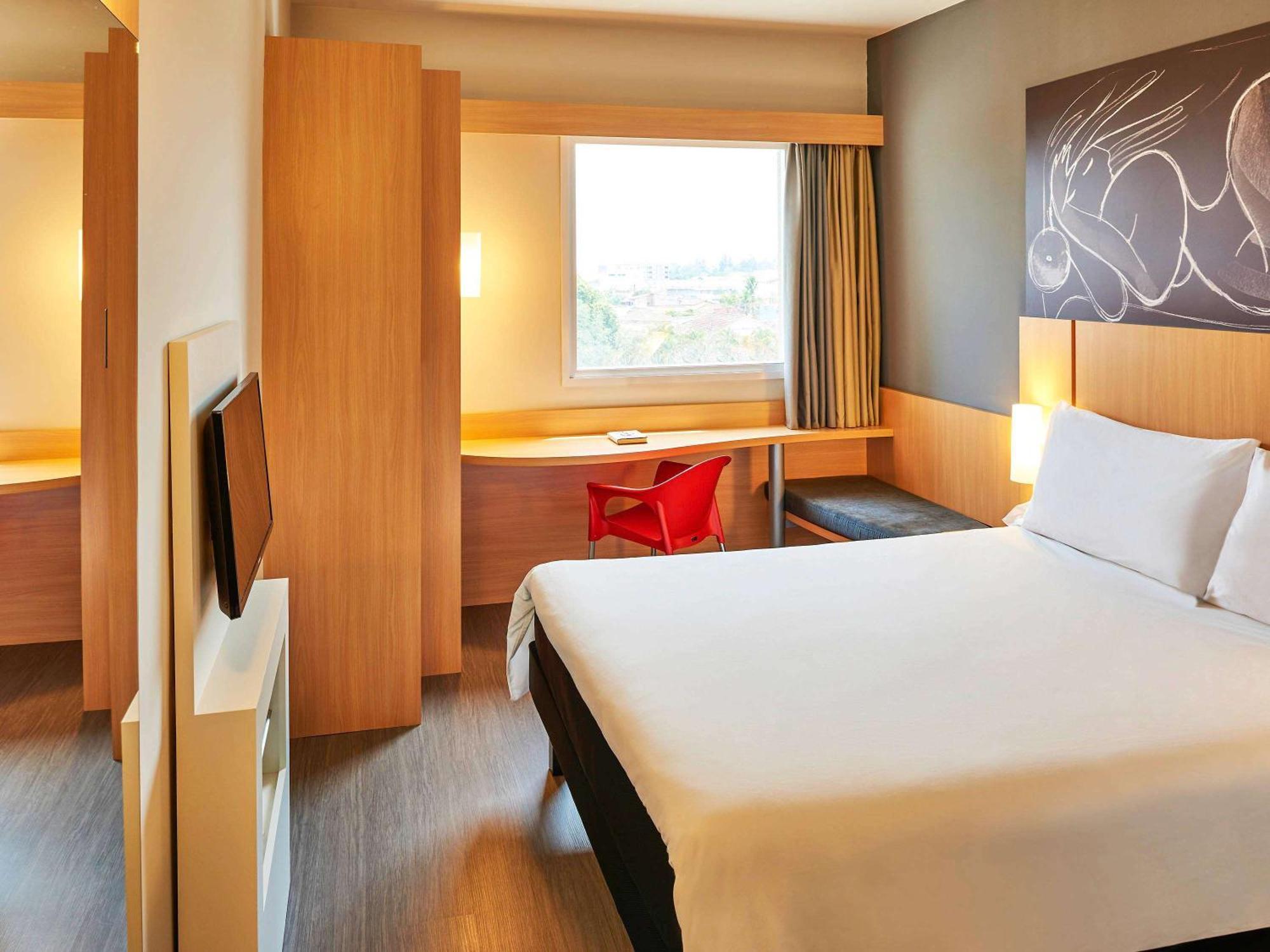 Ibis Guaratingueta Aparecida - Circuito Da Fe Hotel Ngoại thất bức ảnh