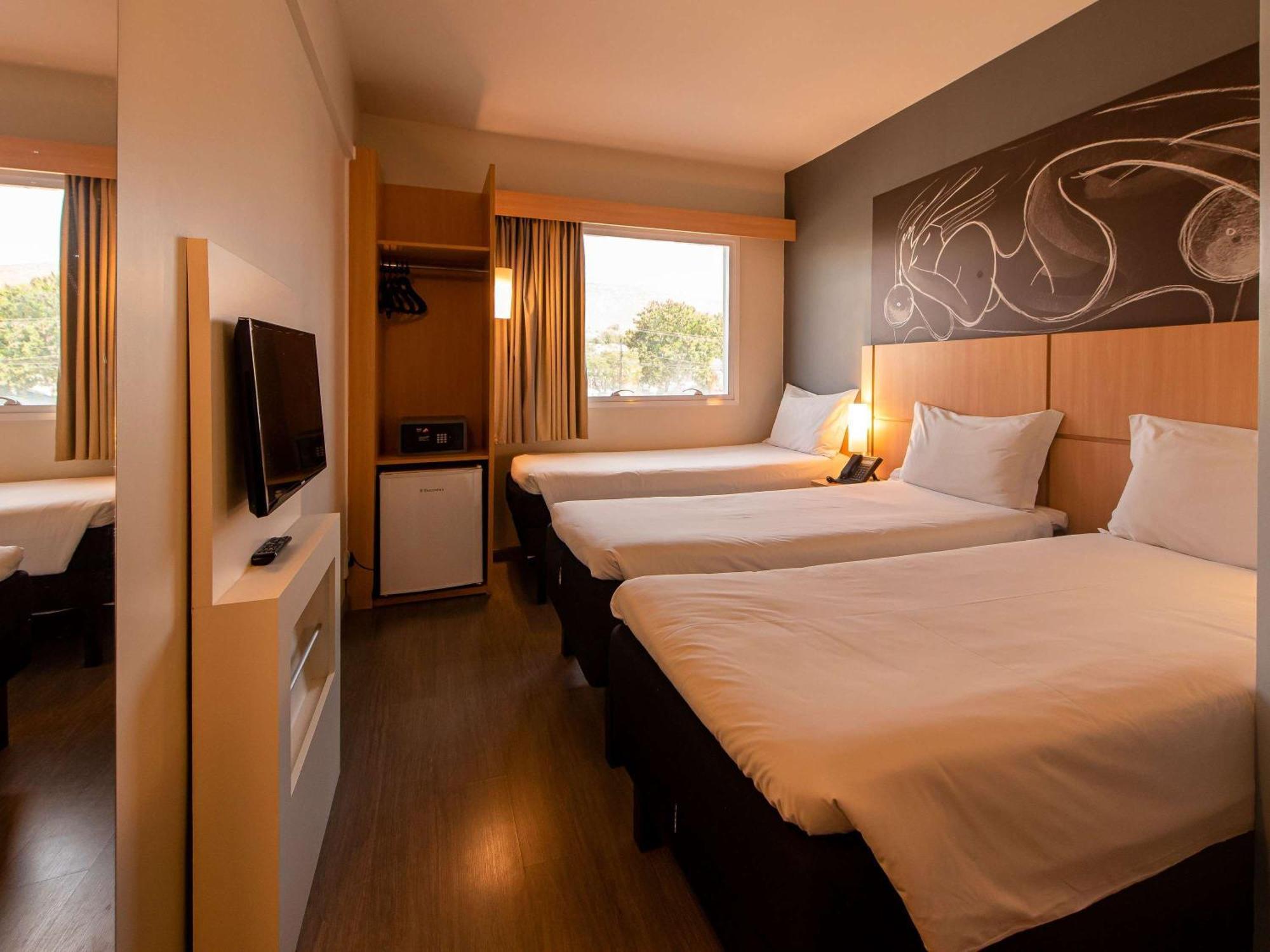 Ibis Guaratingueta Aparecida - Circuito Da Fe Hotel Ngoại thất bức ảnh